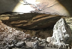 Tour Grutas